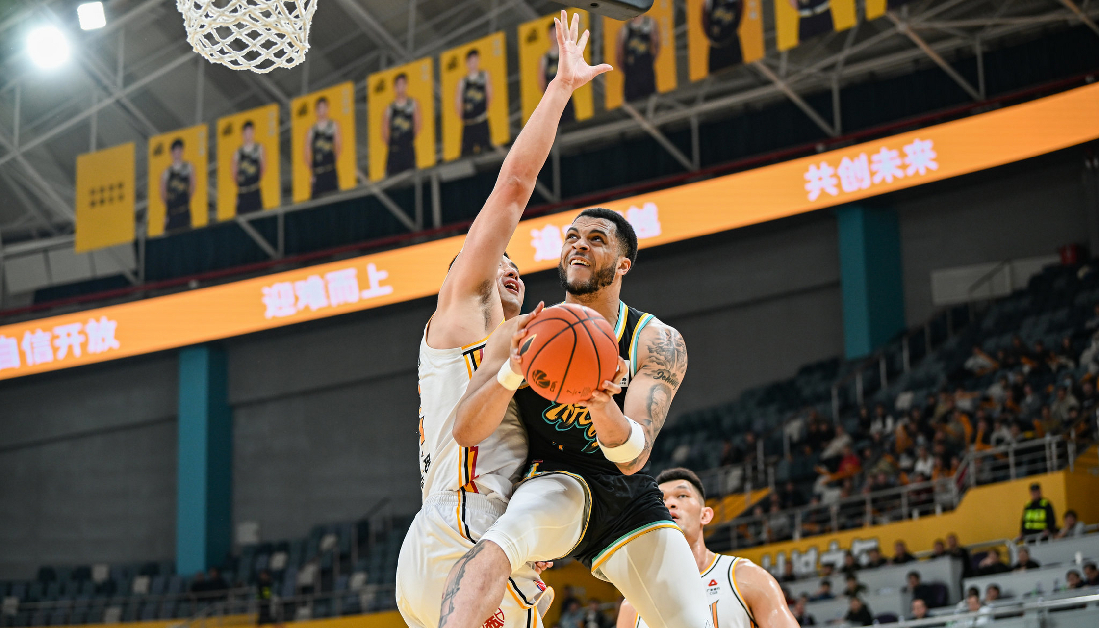 lol皮肤购买-冲刺阶段突围战来临,广厦男篮围绕法国杯防线松动,悬念犹存,阵容厚度经受考验的简单介绍