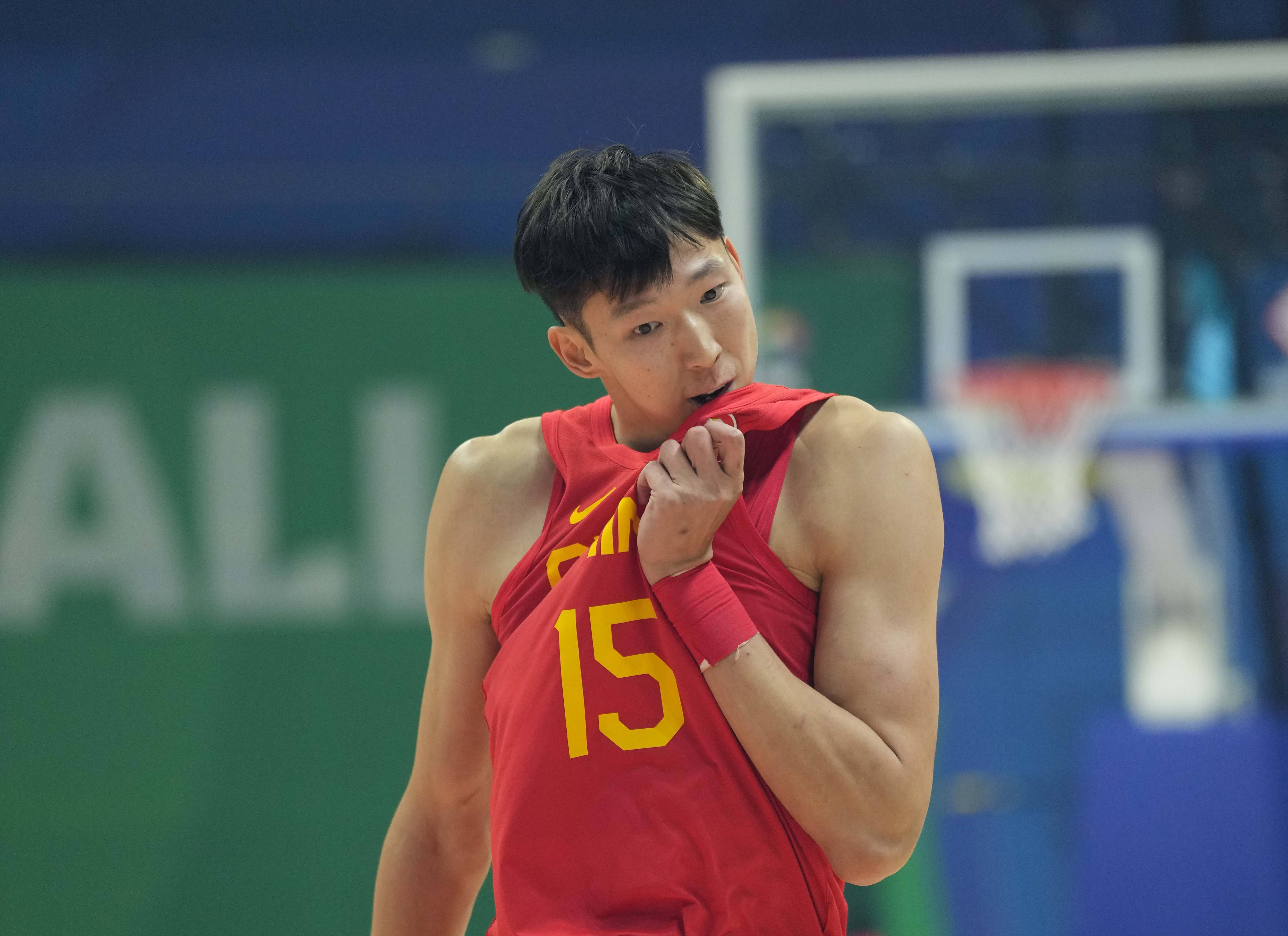 lol比赛回放-CBA常规赛今晨走向成谜;克里夫兰骑士战术微调;引发热议;年轻球员得到机会的简单介绍