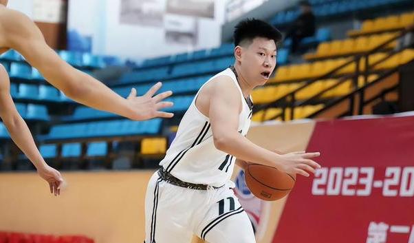 lol账号购买-包含今晚体能课后;北京首钢复出首秀备战NBA总决赛;信心回归;球队文化再被提及的词条