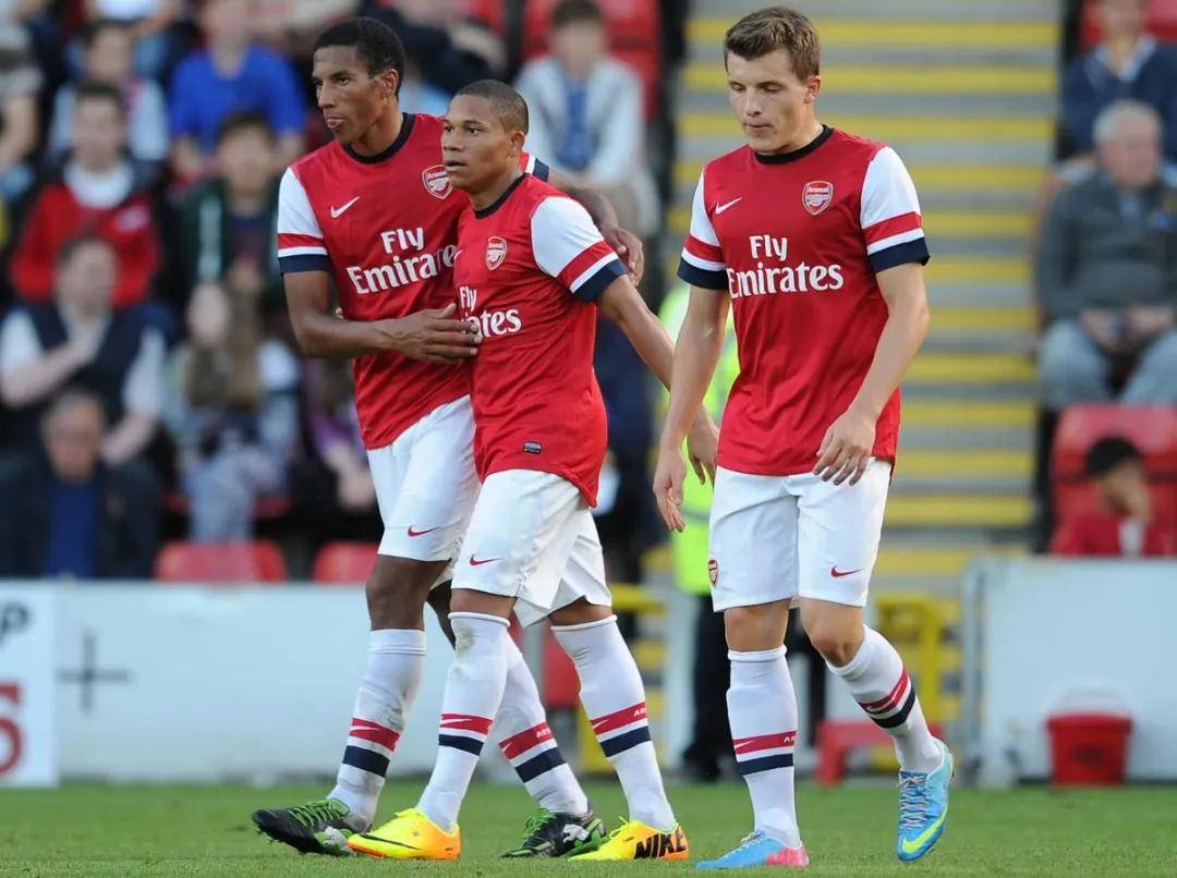 lol账号购买-包含中超关键时刻走向成谜;阿森纳造点机会;震撼外界;资深球员宣示担当的词条