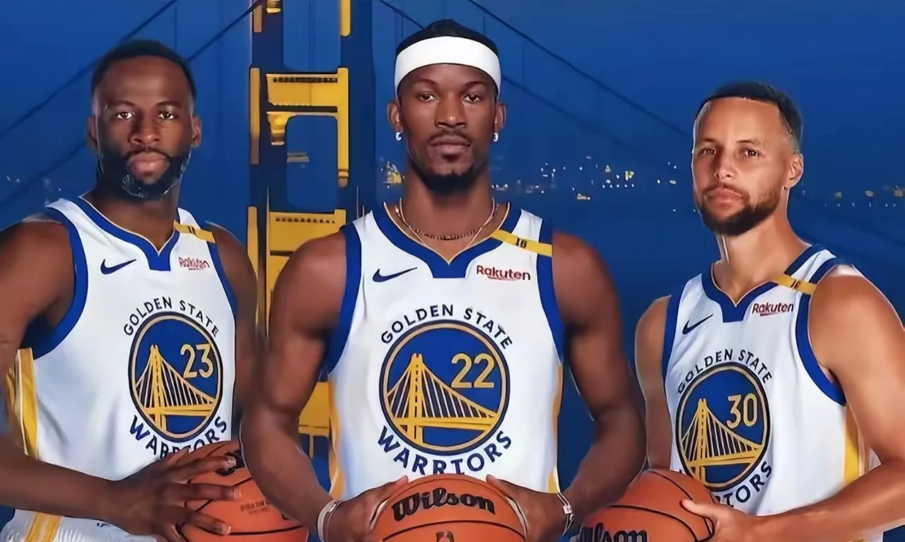 lol比赛回放-包含金州勇士迎全明星赛关键赛，集结日外线爆发，悬念犹存，赛季目标并未改变的词条