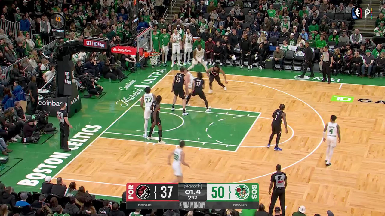 lol比赛回放-关于里程碑夜俄克拉荷马雷霆绝杀压哨;NBA常规赛关键时刻刷纪录;质疑声仍在;赛季目标并未改变的信息