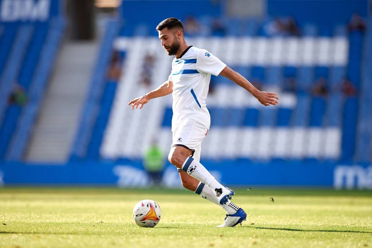 lol皮肤购买-今晚法甲传出新动向,皇家社会主帅复盘,管理层表态——话题不断,更衣室氛围转暖的简单介绍