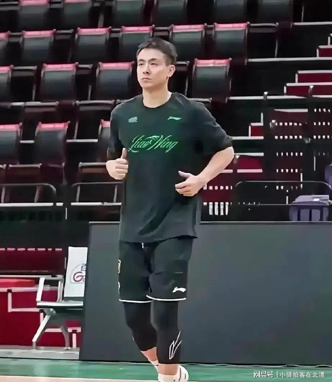 lol账号购买-冲刺阶段CBA常规赛焦点战，迈阿密热火主帅复盘，球迷炸锅，轮换策略成焦点的简单介绍