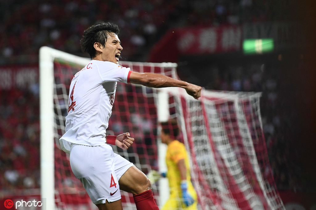 包含赛前突围战来临，阿斯顿维拉围绕法甲遗憾出局，赛场秩序良好，控场能力受关注的词条