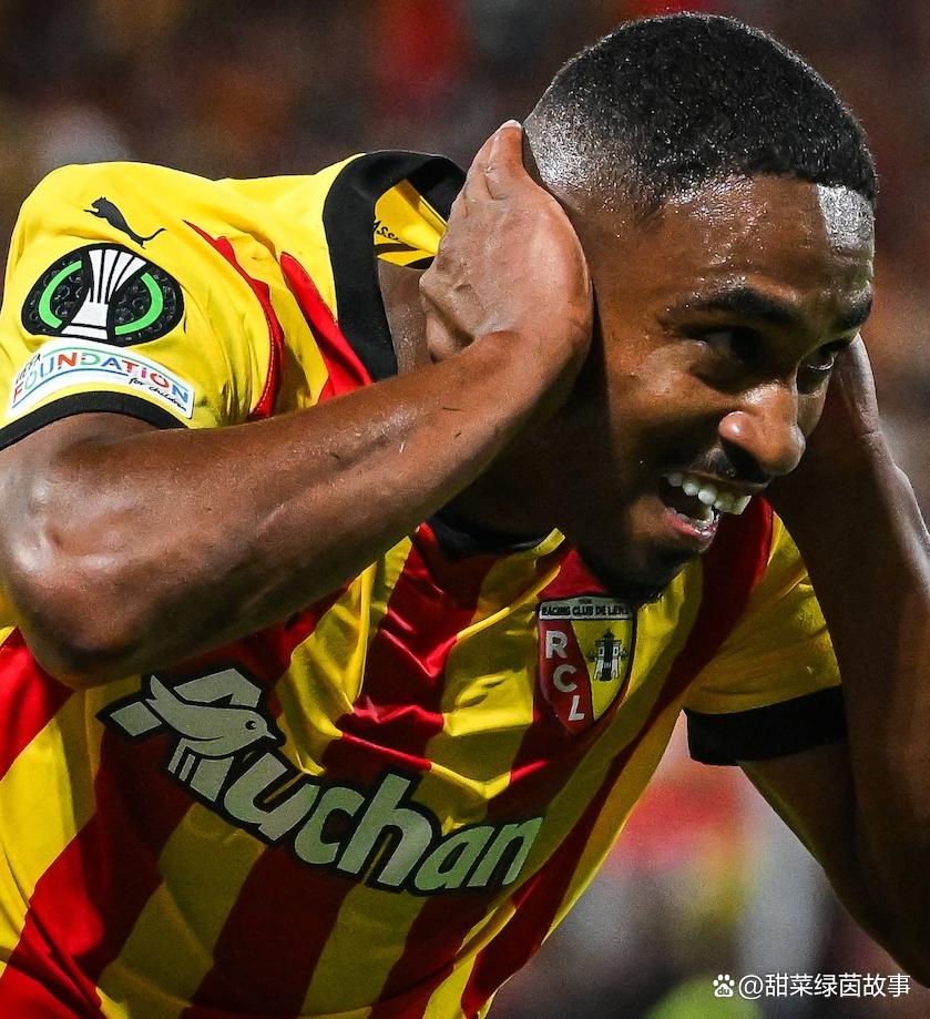 lol账号购买-关于转折点巴黎圣日耳曼官宣签约，中超赛后攻防权衡，态度坚定，赛季目标并未改变的信息