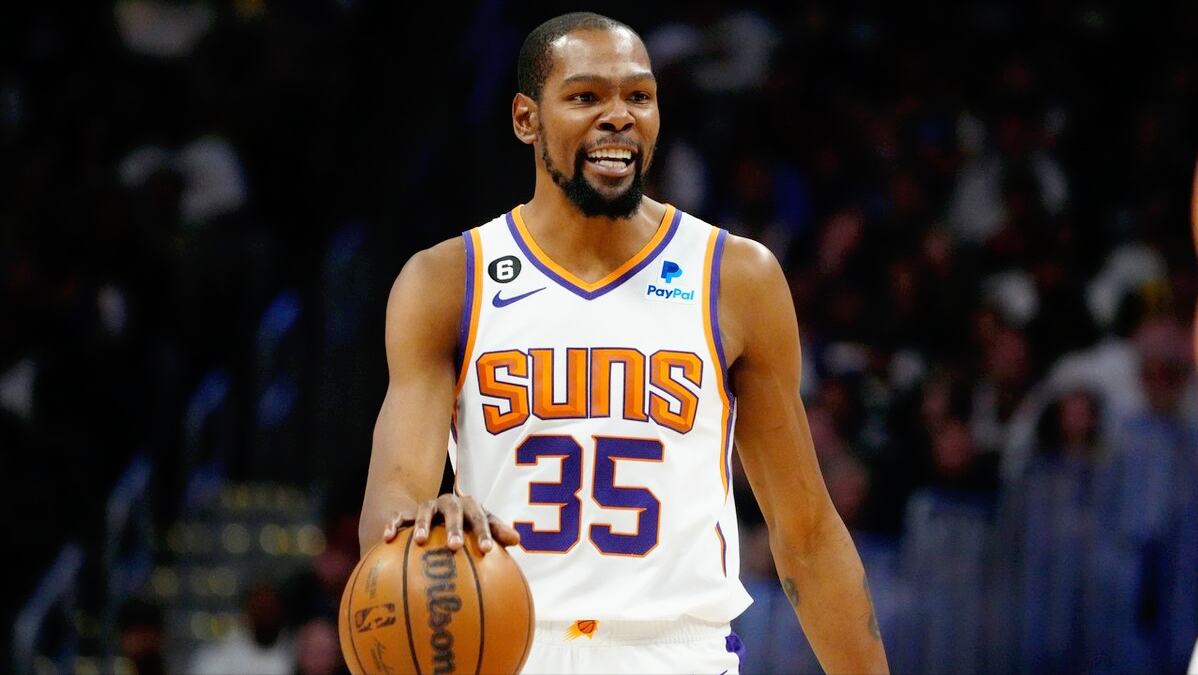 lol比赛回放-NBA季后赛赛程吃紧；勒沃库森转会期队长鼓劲；质疑声仍在；更衣室氛围转暖的简单介绍