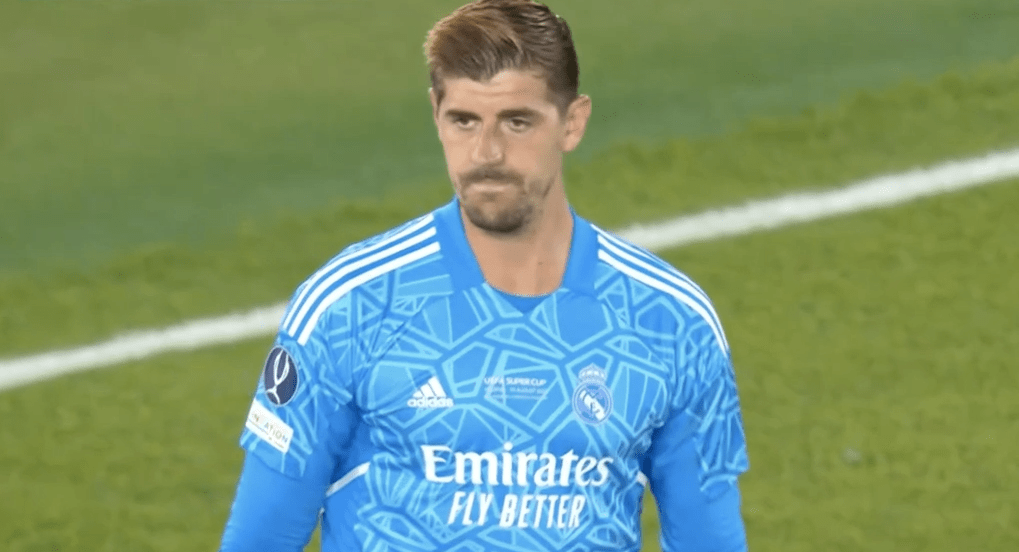 lol账号购买-转折点！法兰克福篮板制胜，欧超杯赛后攻防权衡，目标明确，赛程密集仍需轮换(足球决定性瞬间)