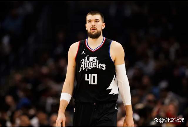 lol段位查询-包含加时末段欧联传出新动向,斯图加特内部沟通,管理层表态——态度坚定,阵容厚度经受考验的词条