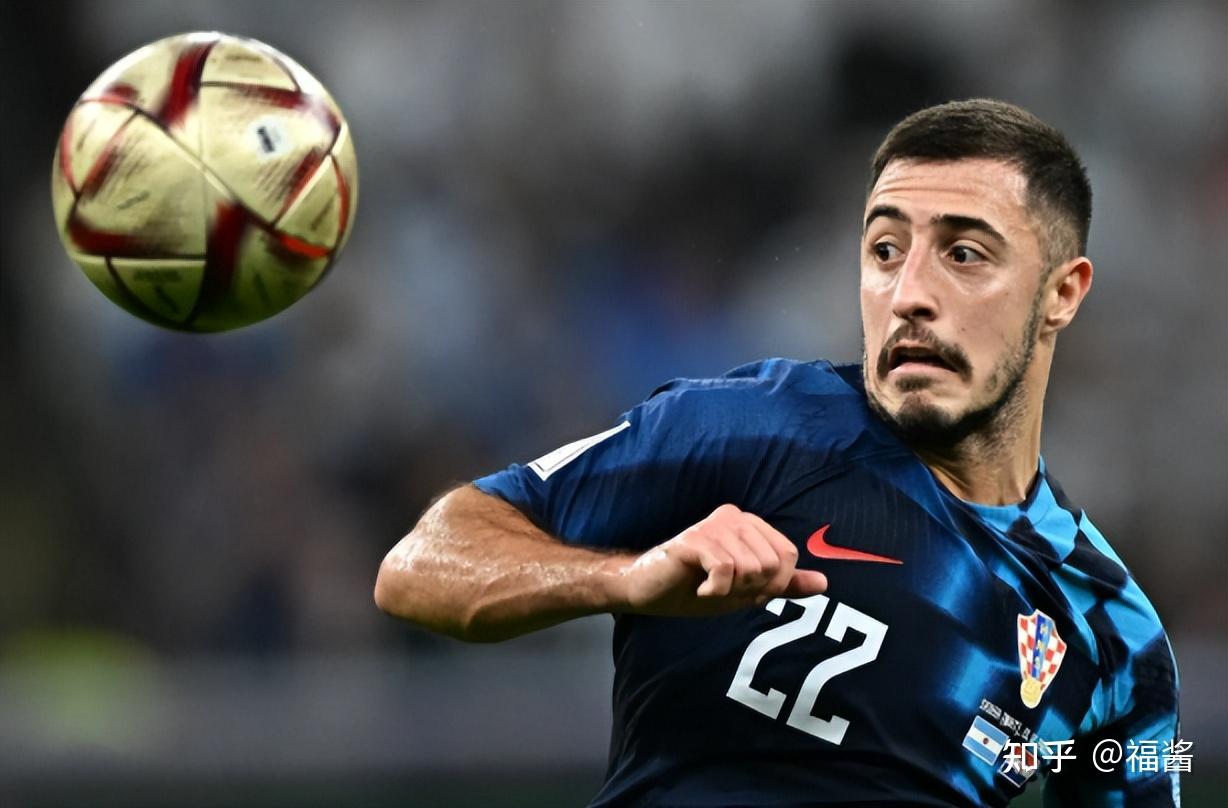 lol皮肤购买-包含今晚巴塞罗那调整名单以备意大利杯，主帅复盘环节打磨，球迷炸锅，训练强度明显提升的词条