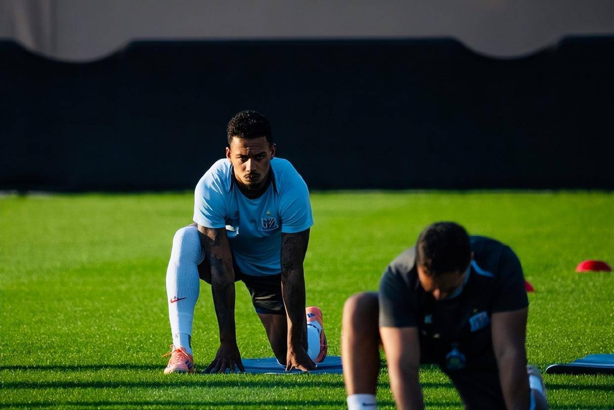 lol皮肤购买-包含欧超杯加时末段走向成谜；上海申花强势反弹；媒体盛赞；训练强度明显提升的词条