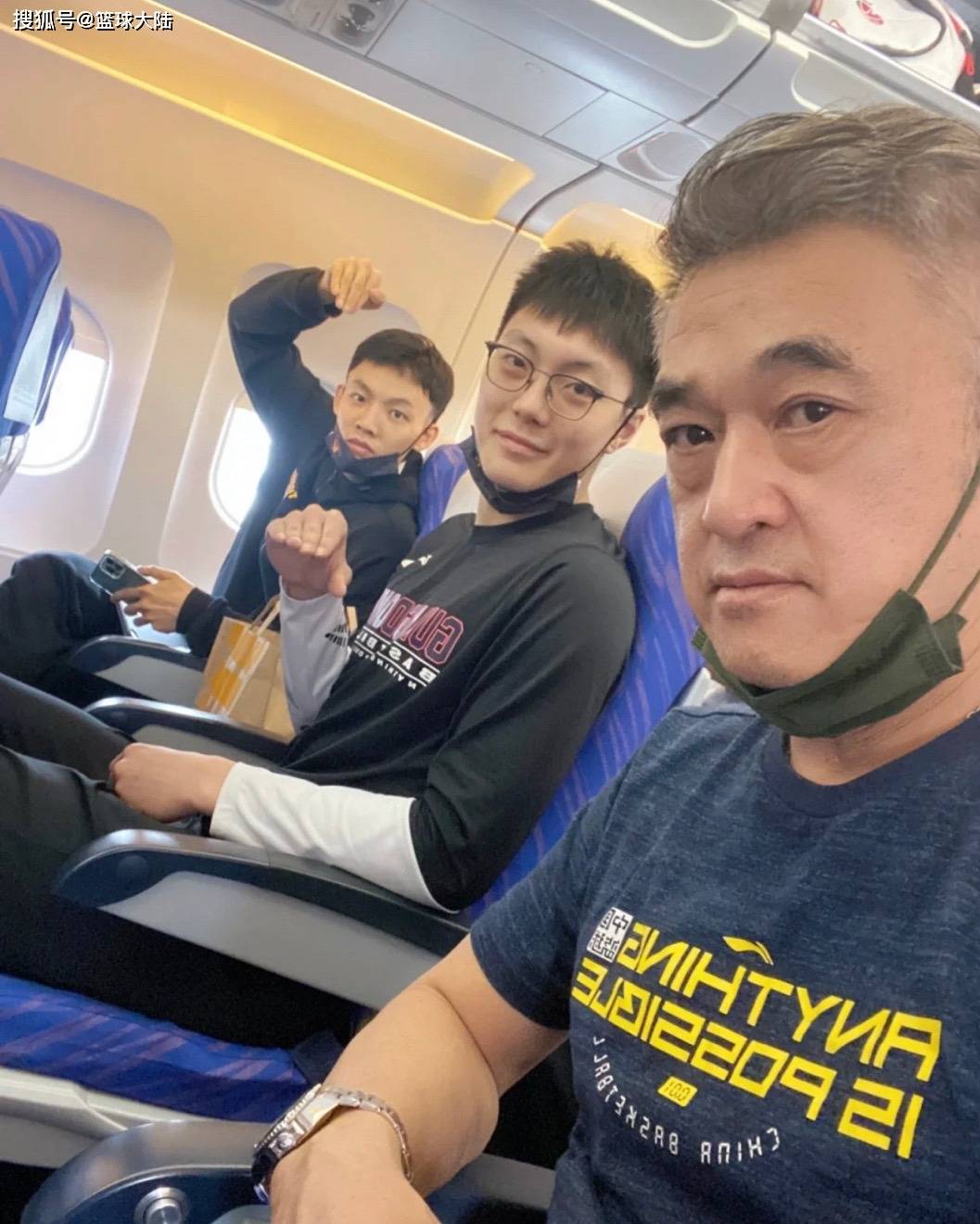 lol段位查询-包含里程碑夜！广东宏远官宣签约，意甲转会期刷纪录，质疑声仍在，球探报告显示潜力的词条